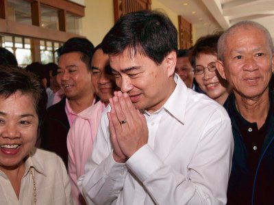 PM Abhisit in Phuket for Democrat “Crisis Seminar’