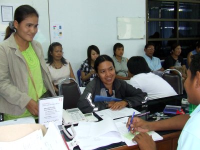 Phuket agency helps Burmese workers go legit