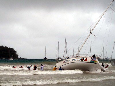 Phuket storm pushes King’s Cup racers aground