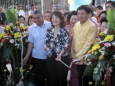 Parade marks opening of Bt50mn Phuket Town road