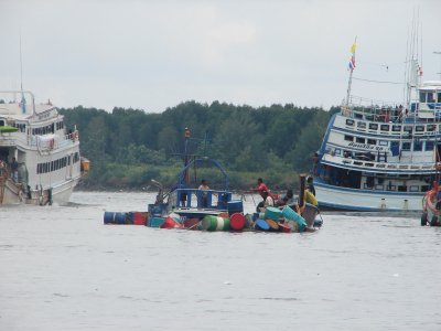 SUCCESS: Phuket sea gypsies salvage oil carrier