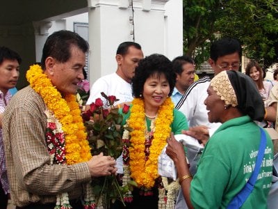 Phuket governor and wife bid farewell