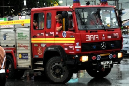 Road record: British fire engine “Martha’ makes it to Phuket