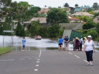 Phuket hotels help Australian flood victims