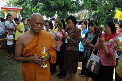 Phuket Governor marks Asarnha Bucha Day