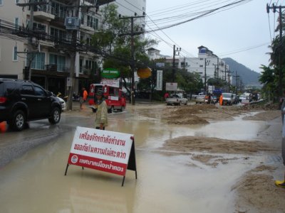 Heavy rains in Phuket cause landslide