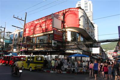 Fire engulfs Patong beach road building