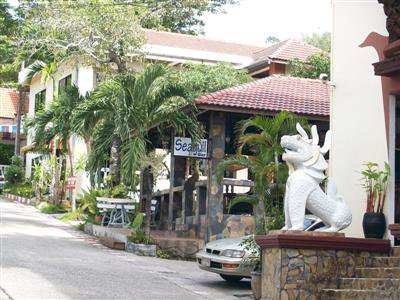 English out of World Cup in Phuket