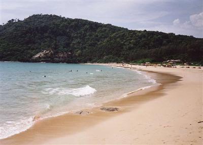 Body found on Nai Harn Beach Phuket remains unidentified