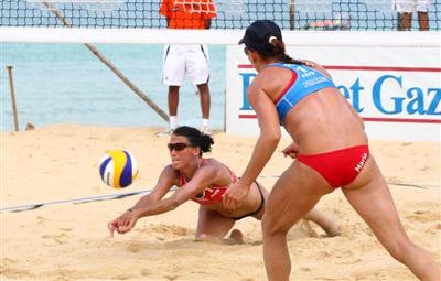 Favorite teams drop like flies in Phuket Thailand Open volleyball tourney