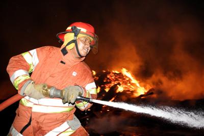 Phuket firemen battle inferno