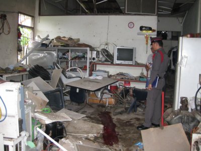 Man loses leg in Phuket shophouse explosion