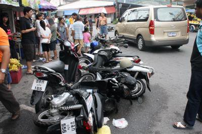 Wild car crash in Phuket Town