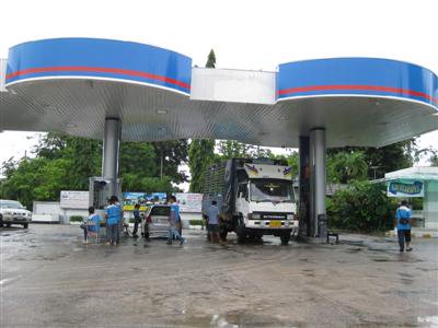 Fuelish mistake at PTT Phuket station in Chalong