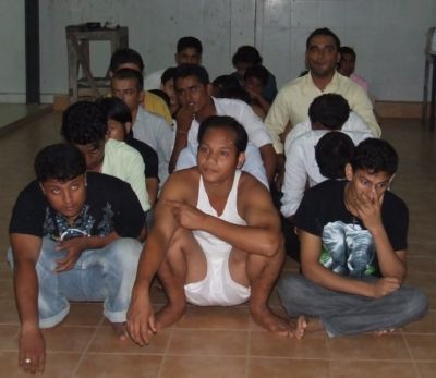 Phuket Immigration sweep nets 42 foreign workers