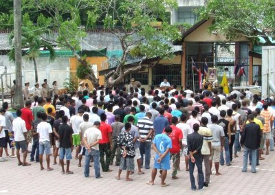 Phuket prisoners taste freedom