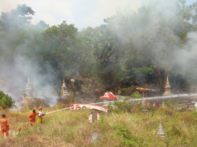 Phuket Chinese cemetery ablaze again