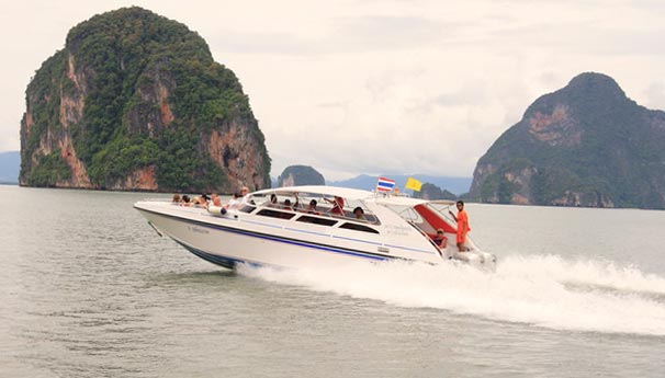 ‘Safety’ mayhem on Phuket’s waters