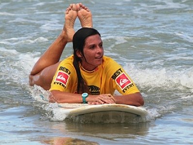 SURF REMINDER: Meet the Phuket Surfers awing spectators at Patong