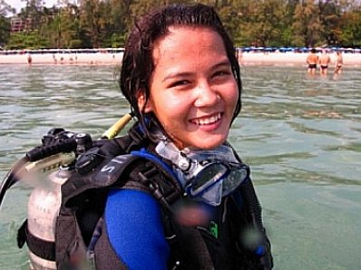 Thai teen makes a splash in Phuket dive community