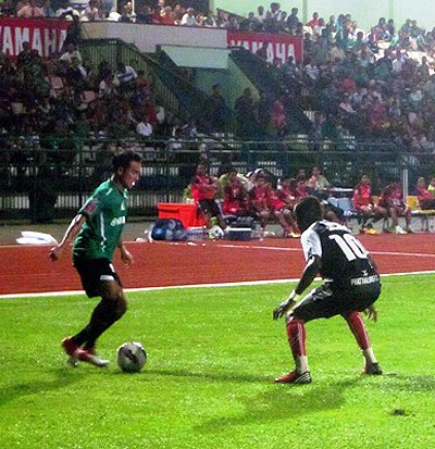 Phuket Sports: Islanders entertain with hard fought draw