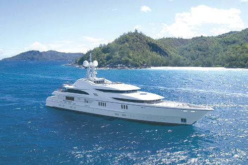 Australian superyacht industry seeks closer ties with Phuket