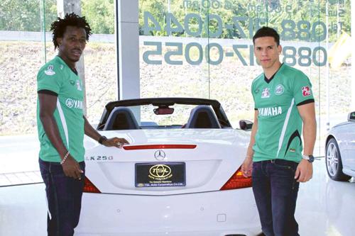 Phuket Business: Luxury auto dealer aligns brand with international football lovers