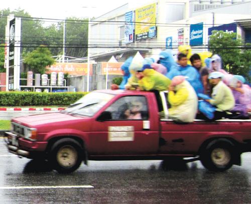 Phuket Business: Alien labor window extended