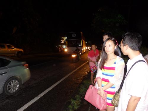 Chinese tourists on Phuket ladyboy tour safe after bus dies on Patong Hill