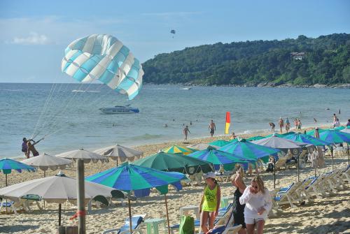 Drowning of Phuket boy, 9, spurs lifeguard warning