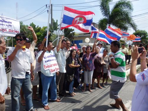 Phuket protesters will not shut down emergency services, leader vows