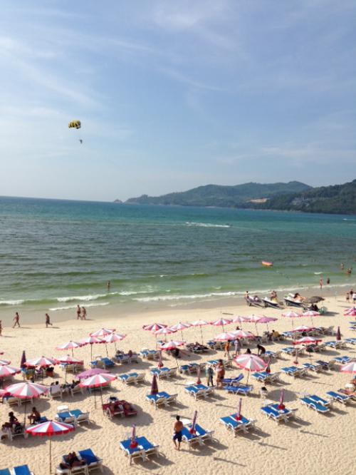 Patong Bay’s brown water is safe, says Phuket expert