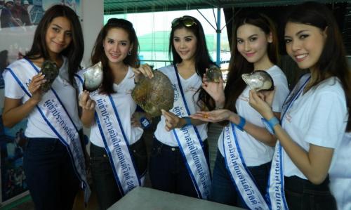 Miss Thailand beauties in Phuket, bound for Myanmar