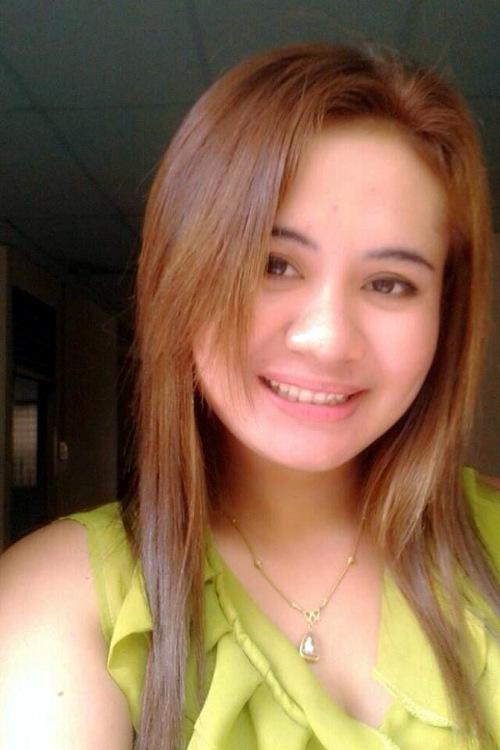 Family appeals for help with missing daughter in Phuket