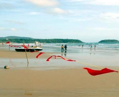 Phuket beaches roped off after deadliest weekend