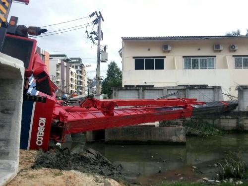 Same same, but different: Second crane collapses in Patong