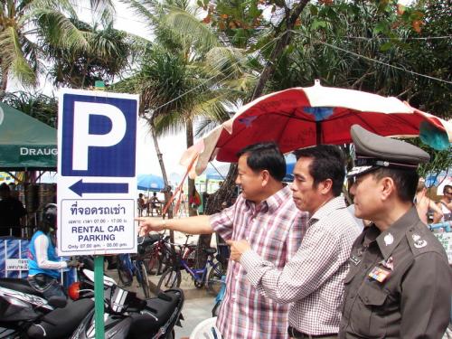 Phuket Poll: Thais, expats call for parking spaces to be mandatory