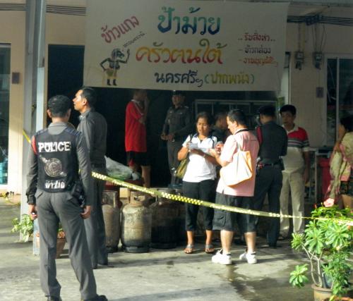 Phuket family flees as restaurant gas cylinder catches fire