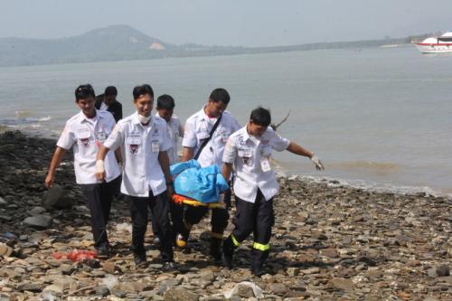 Body washes ashore near Phuket Town