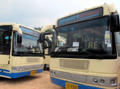 Phuket Airport bus service still struggling