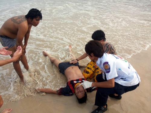 Phuket bartender saved from drunken swim at Patong