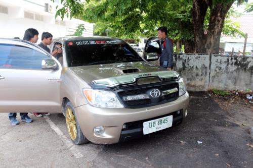 Phuket hatchet-wielding thief still at large, motorbike recovered