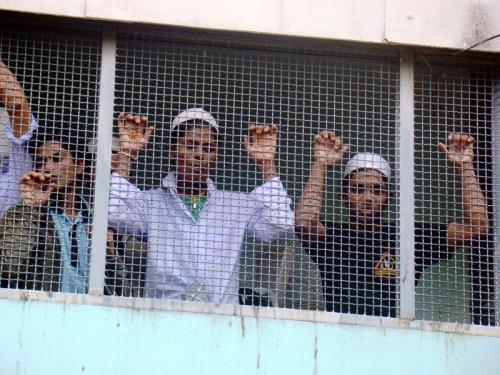 Rohingya refugees protest officials’ prevention of group prayer for Eid-al Fitr