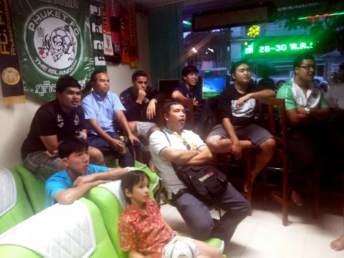 Thai Football: Phuket Islanders halted by Trat Elephants