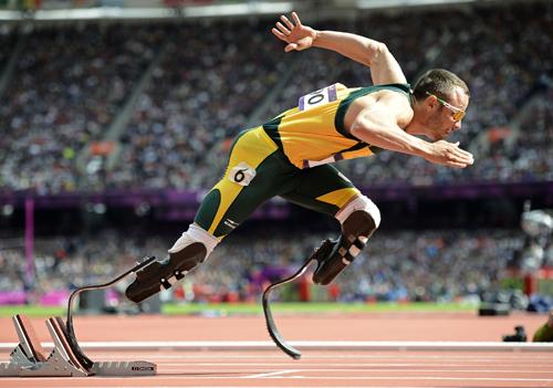 Phuket Gazette Sports: Paralympic Pistorius shoots girlfriend dead – South Africa media