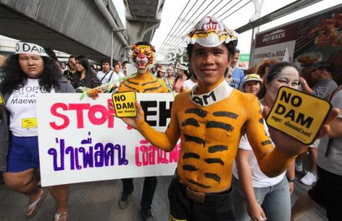 Phuket Gazette Thailand News: Dam protesters in Bangkok; Turtles dumped at airport; Gold mine gunmen intimidate villagers