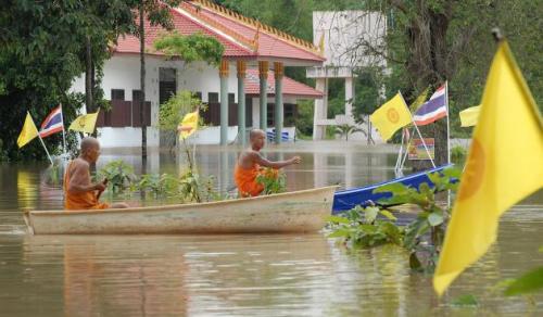 Phuket Gazette Thailand News: PM defends her performance; China wants Asean rail-link; BRN demands; Girl swept away in floods; 3 heists