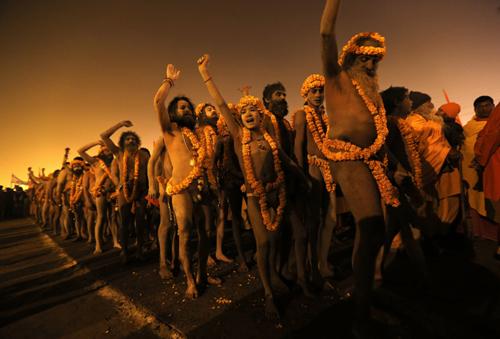 Phuket Media Watch: Hindu pilgrims stream to mythical river in their millions for Maha Kumbh Mela