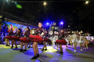 Sun Sea Sand Colour! Patong Parade kicks off the 2017 Festival. | News by Thaiger