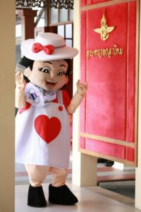 Miss Pinky Promise debuts to help reconcile the nation, or scare children. | News by Thaiger